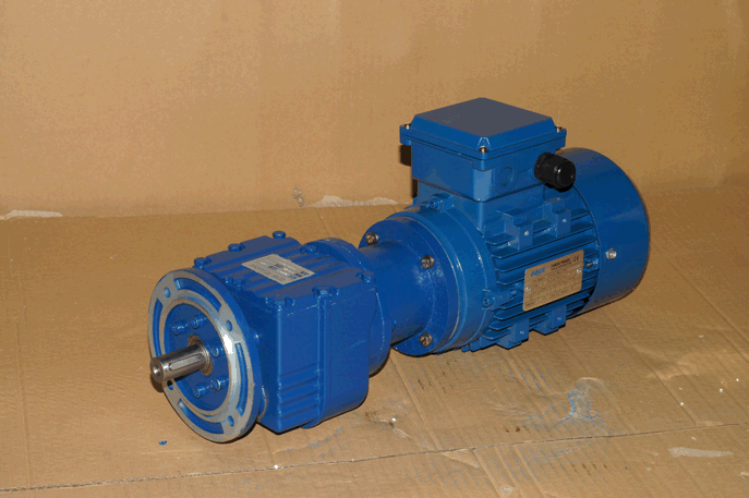 Соосно цилиндрический мотор редуктор RF фланцевое исполнение